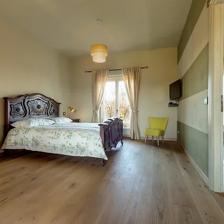 Alojamento de Acomodação e Pequeno-almoço Podere Demetra 4*