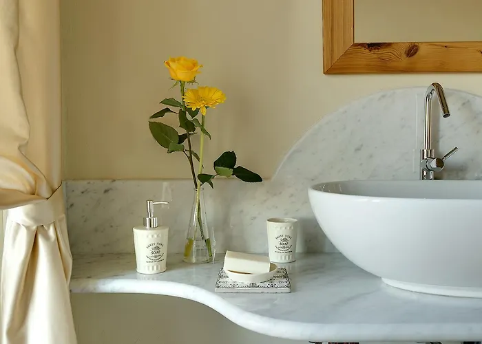 Oda ve Kahvaltı Podere Demetra 4*